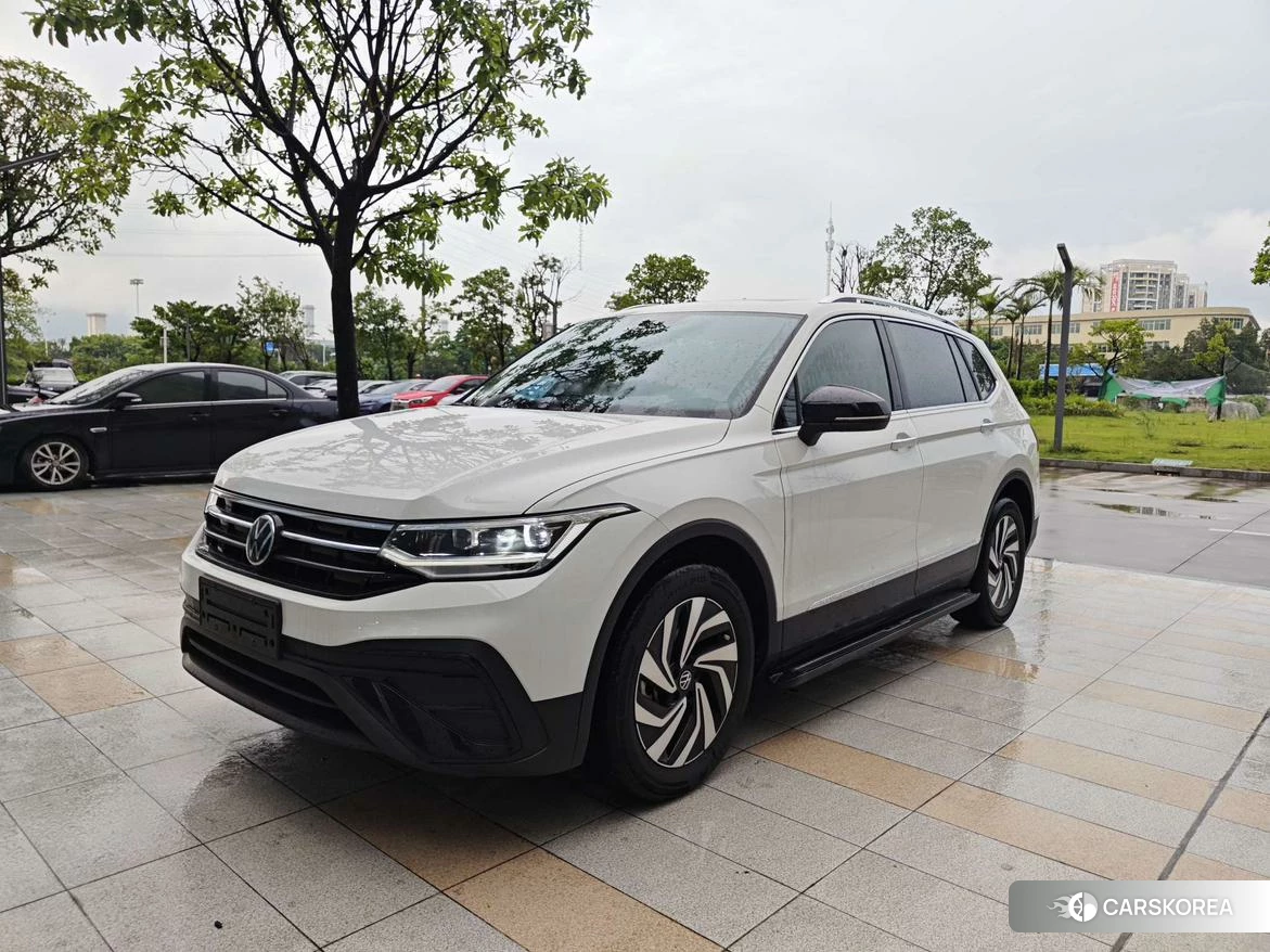 Volkswagen Tiguan L 2024 Белый из Китая, фото 2