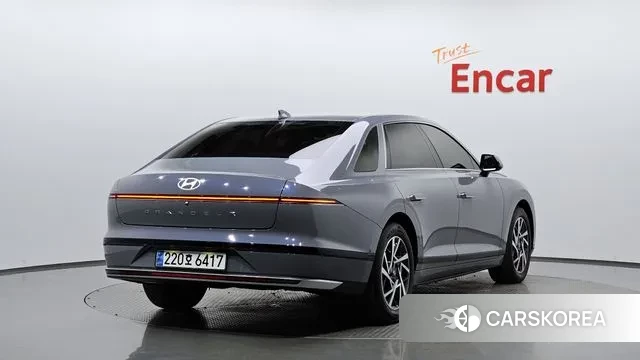 Hyundai Grandeur (GN7) id 3236940 из Кореи 12