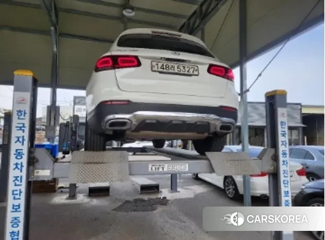 Mercedes-Benz GLC-Class X253 2020 Белый из Кореи, фото 2