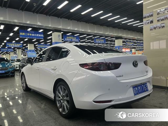 Mazda 3 Angkesaila 2023 Белый из Китая, фото 2