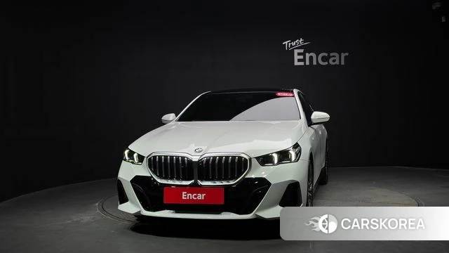 BMW 5 Series (G60) id 4523470 из Кореи 12