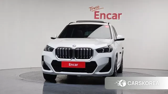 BMW iX1 (U11) id 3452407 из Кореи 12