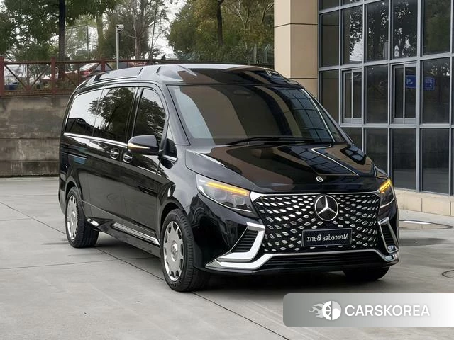 Mercedes-Benz V-class 2025 Черный из Китая, фото 2