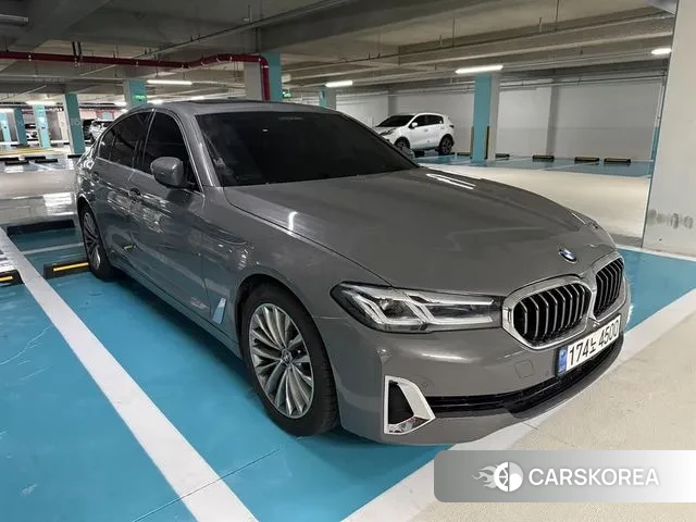 BMW 5 Series (G30) id 3517117 из Кореи 8