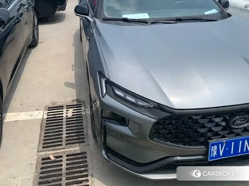 Ford Mondeo 2022 Silver/gray из Китая, фото 4