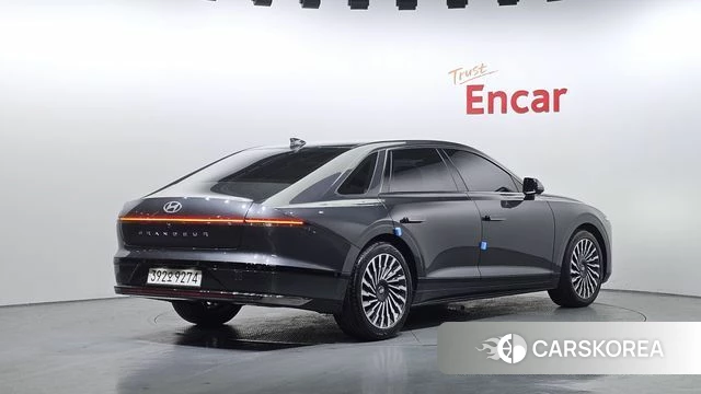 Hyundai Grandeur (GN7) id 3940548 из Кореи 12