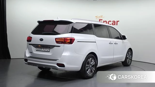 Kia The New Carnival id 3801602 из Кореи 12