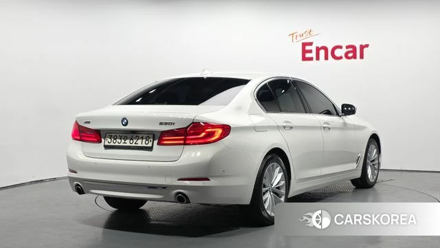 BMW 5 Series (G30) id 4410598 из Кореи 12