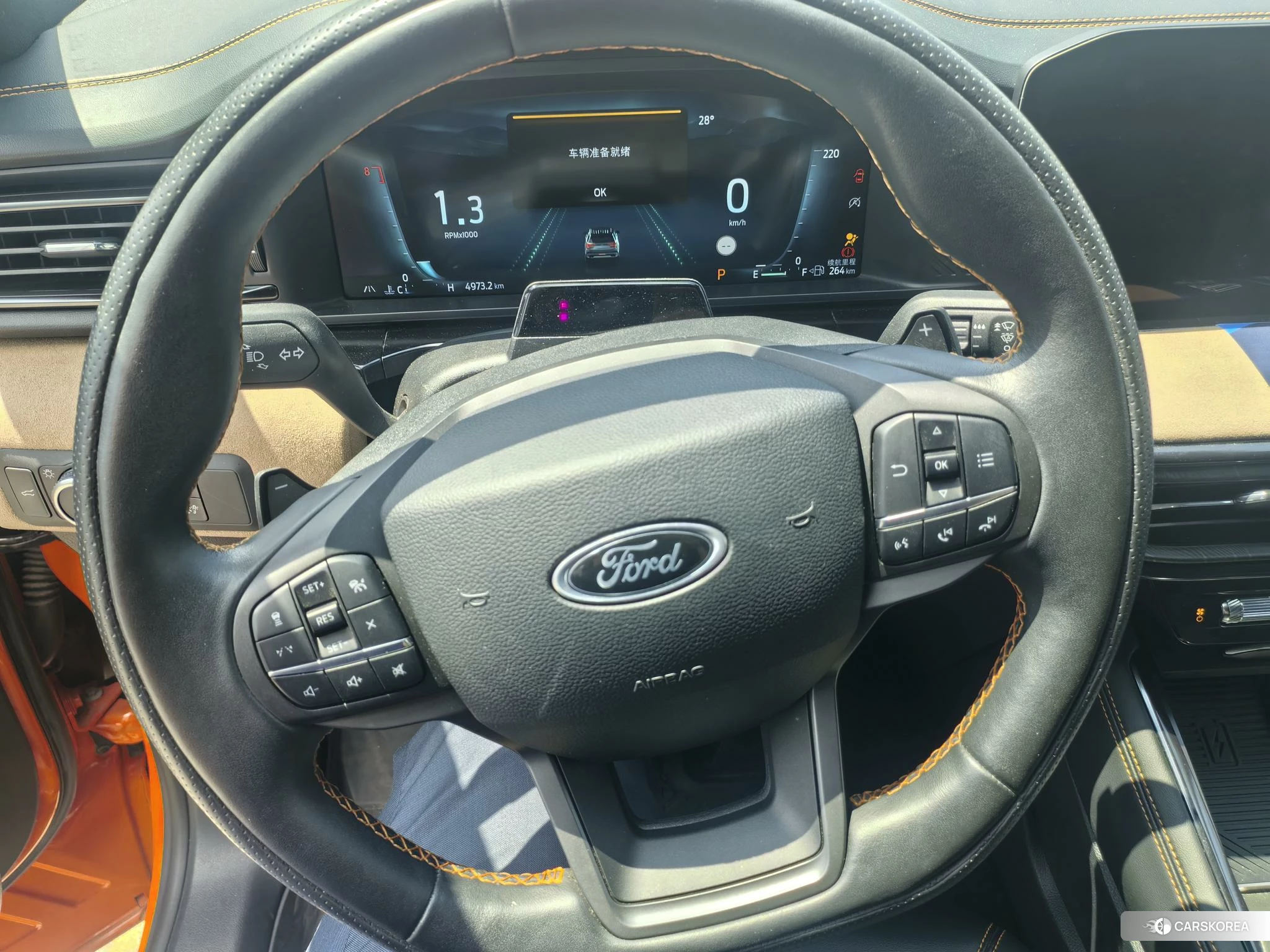 Ford Explorer 2024 Оранжевый из Китая, фото 2