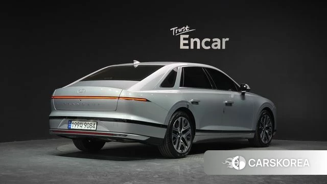 Hyundai Grandeur (GN7) id 4201054 из Кореи 12