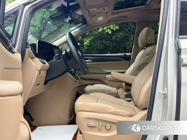 Buick GL8 id 4209937 из Китая 12