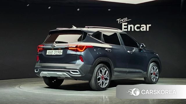 Kia Seltos id 4232647 из Кореи 12