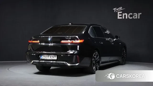 BMW 7 Series (G70) id 3776313 из Кореи 12