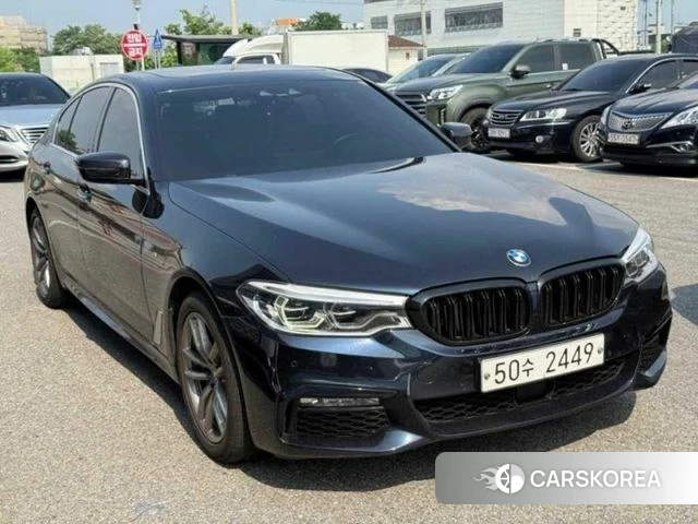 BMW 5 Series (G30) 2018 Черный из Кореи, фото 2