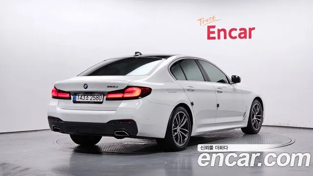 BMW 5 Series (G30) id 2752478 из Кореи 12