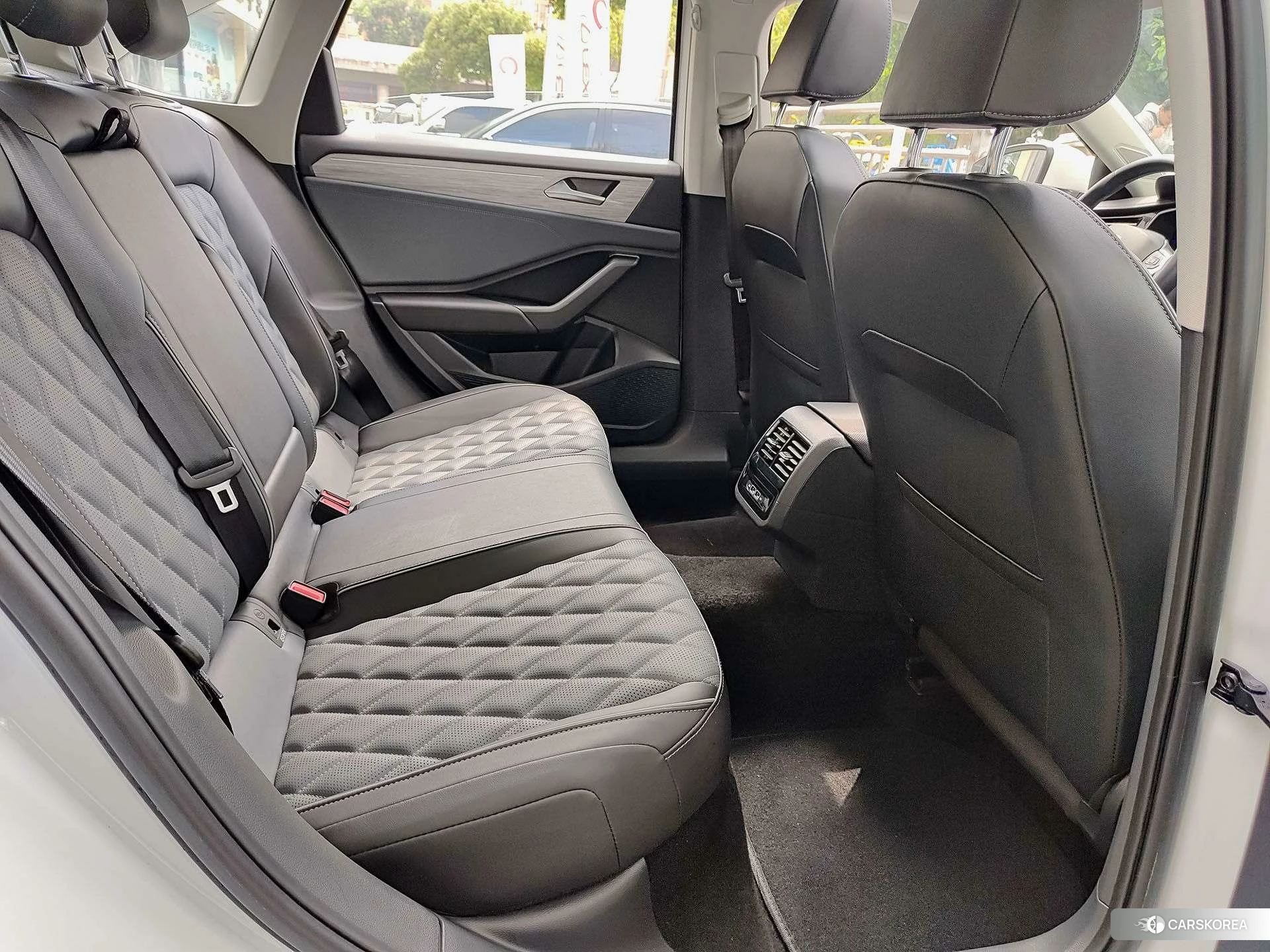 Volkswagen Sagitar 2022 Белый из Китая, фото 3
