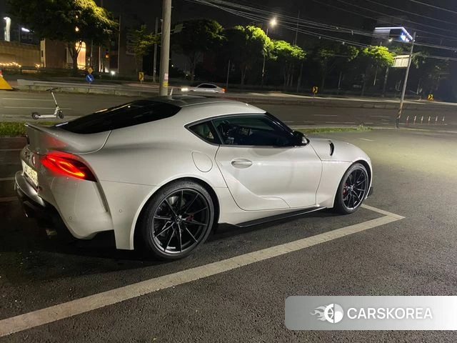 Toyota Supra 5th Generation 2023 Белый из Кореи, фото 2