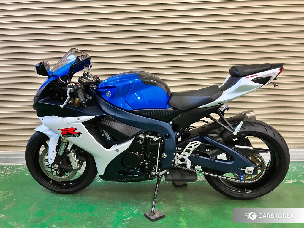 Проданный Suzuki GSX-R750 2012 из Японии