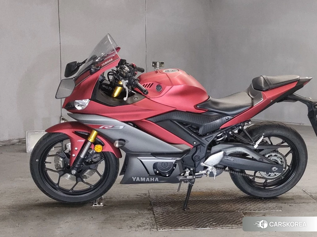 Проданный Yamaha YZF-R3 2019 из Японии