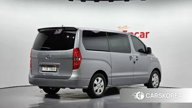 Hyundai The New Grand Starex id 3484188 из Кореи 12