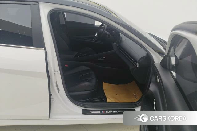 Hyundai Elantra id 4259728 из Китая 9
