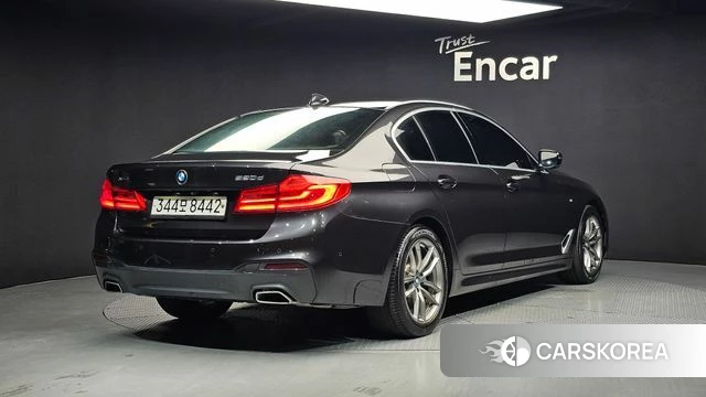 BMW 5 Series (G30) id 4356461 из Кореи 12