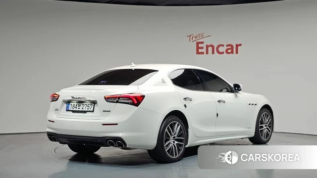 Maserati Ghibli id 4203796 из Кореи 12