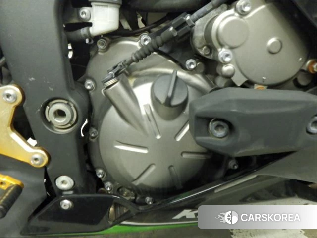 Engine photo