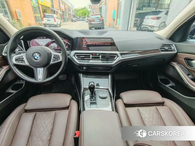 BMW 3 series 2021 Черный из Китая, фото 2