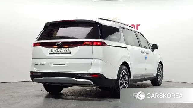 Kia Carnival 4th generation id 3686772 из Кореи 12