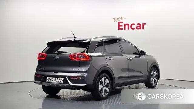 Kia Niro id 3742882 из Кореи 12
