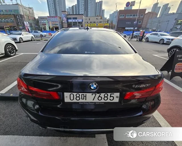 BMW 5 Series (G30) id 3499942 из Кореи 12