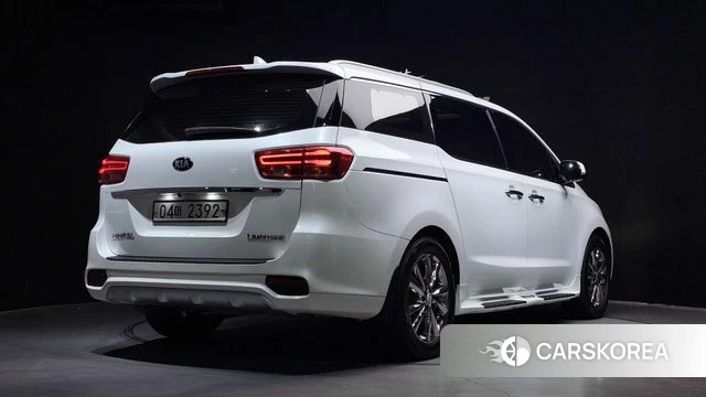 Kia The New Carnival id 4465236 из Кореи 12