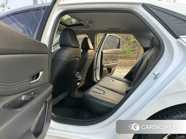 Hyundai Elantra id 3993449 из Китая 11