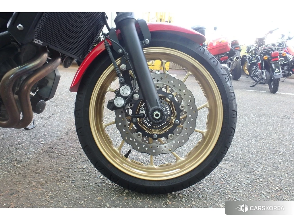 Проданный Yamaha XSR700 id 4059188 из Японии