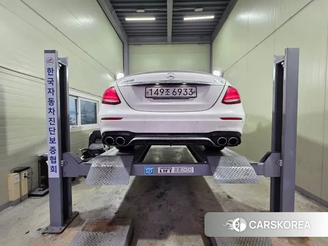 Mercedes-Benz E-Class W213 2019 Белый из Кореи, фото 2