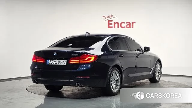 BMW 5 Series (G30) id 3671966 из Кореи 12