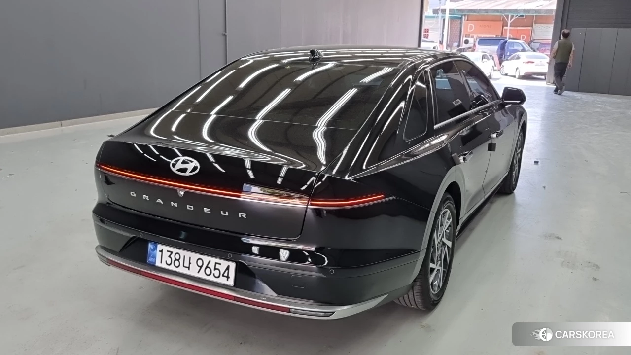 Hyundai Grandeur (GN7) id 4601304 из Кореи 10