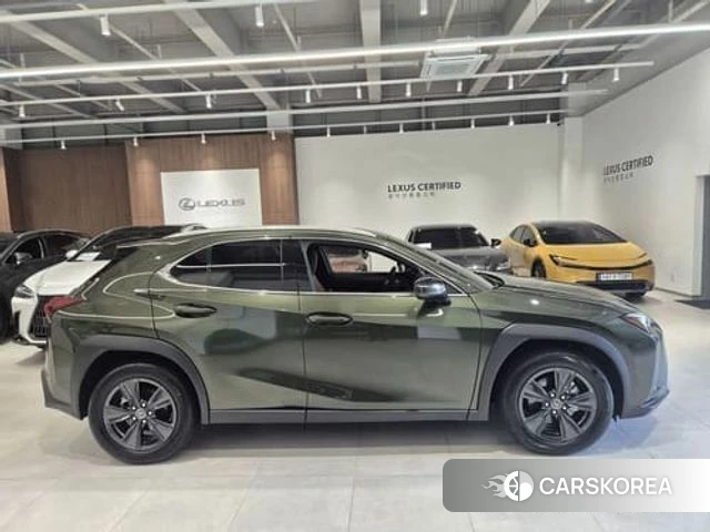 Lexus UX300h id 4729751 из Кореи 11