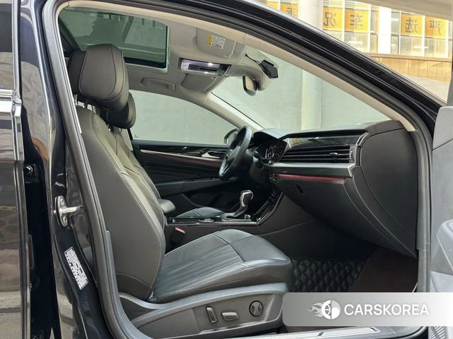 Volkswagen Passat 2023 Черный из Китая, фото 5