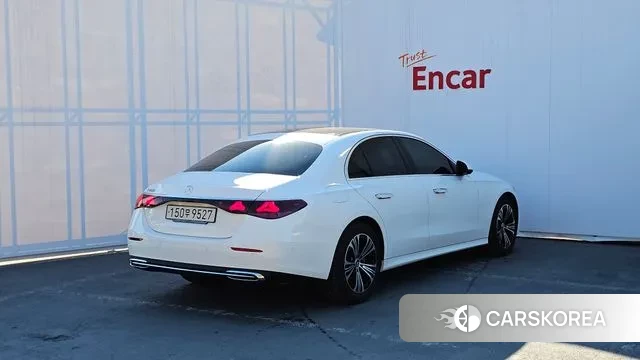 Mercedes-Benz E-Class W214 id 3436942 из Кореи 12