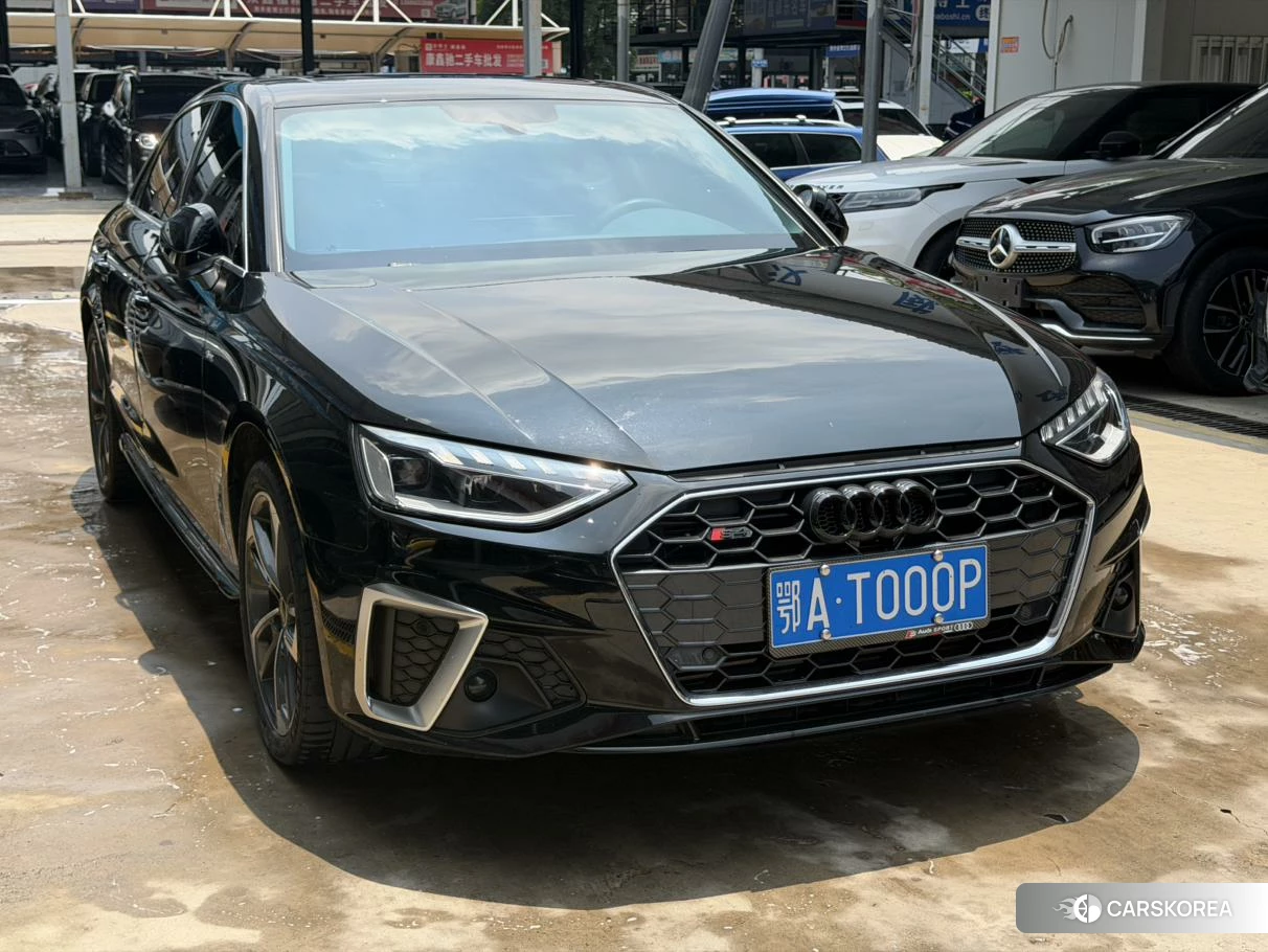 Audi A4L id 4455706 из Китая 7