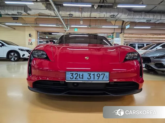 Porsche Taycan id 3098152 из Кореи 12