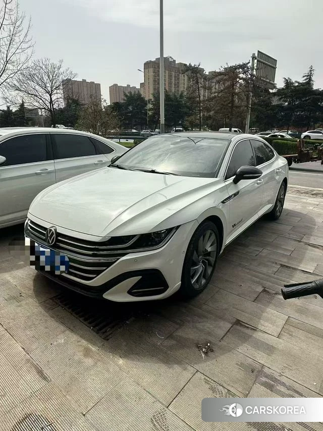 Volkswagen CC 2022 Белый из Китая, фото 2