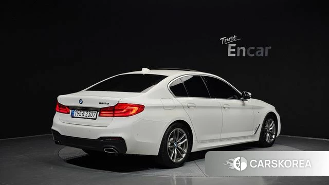 BMW 5 Series (G30) id 4446557 из Кореи 12