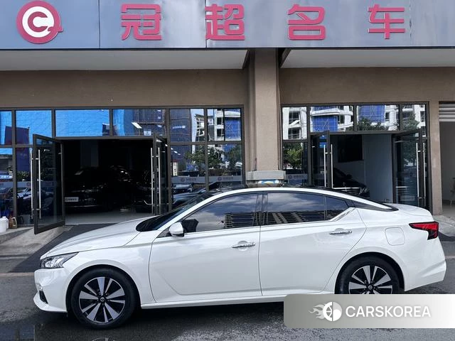 Nissan Teana id 4276173 из Китая 8