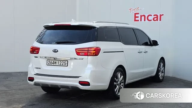 Kia The New Carnival id 3723050 из Кореи 12
