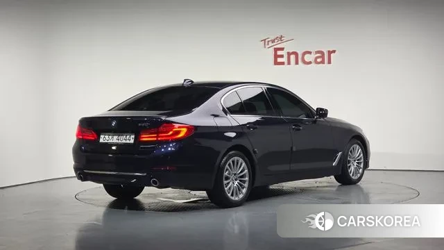 BMW 5 Series (G30) id 3013595 из Кореи 12