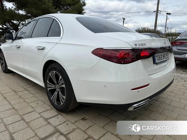 Mercedes-Benz E-Class W214 id 3870277 из Кореи 8