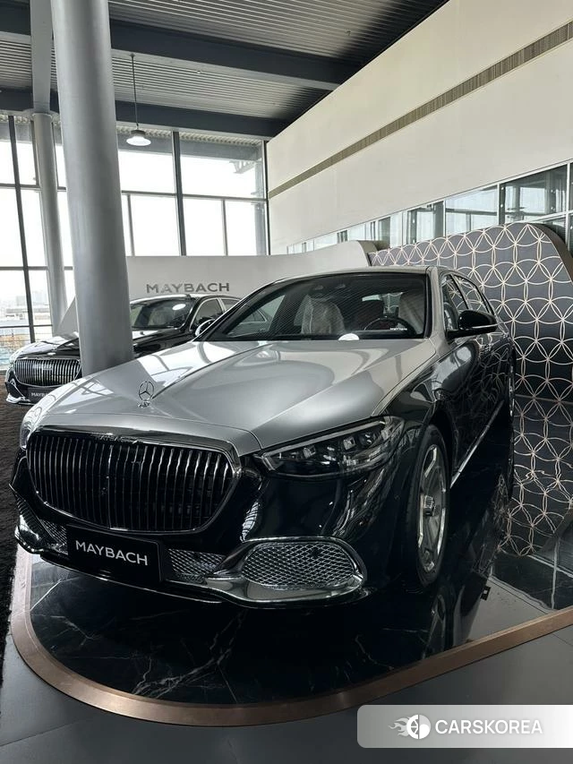 Mercedes-Benz Maybach S-class 2026 Черный из Китая, фото 2